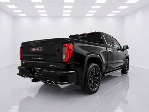 Used 2023 GMC Sierra 1500 Denali AWD/4WD image 11