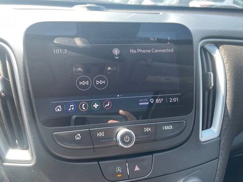 Used 2024 Chevrolet Malibu LT FWD image 11