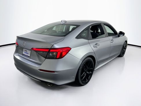 Used 2022 Honda Civic Sport image 5