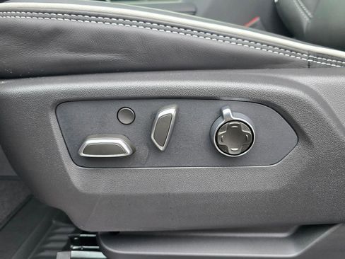 New 2026 GMC Sierra 2500 AT4X AWD/4WD image 17