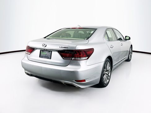 Used 2017 Lexus LS 460 w/ Comfort Package RWD image 9