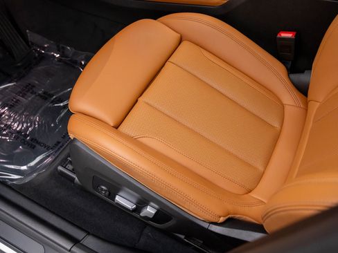 Used 2022 BMW X4 xDrive30i w/ Premium Package image 14