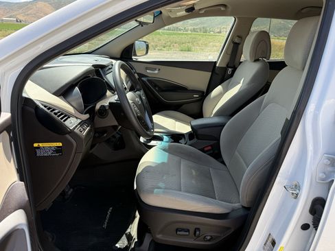 Used 2017 Hyundai Santa Fe Sport AWD/4WD image 14