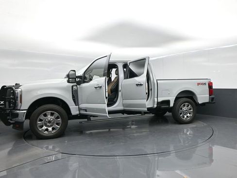 Used 2025 Ford F250 Lariat w/ Lariat Ultimate Package AWD/4WD image 65