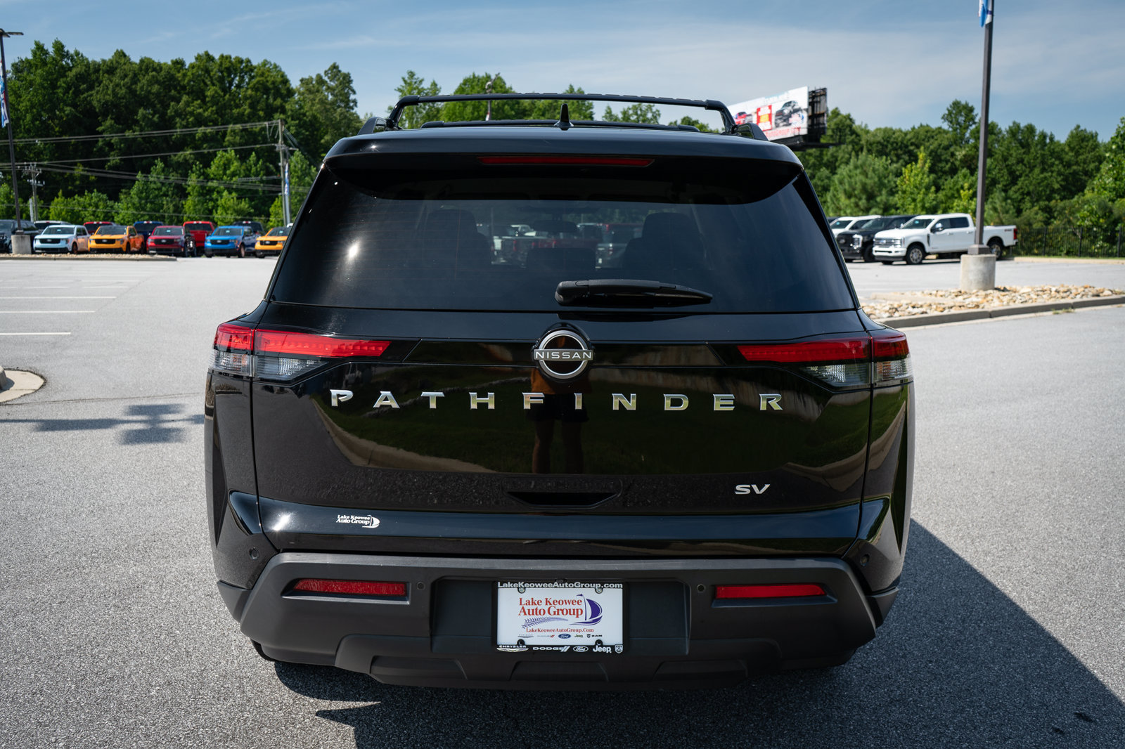 Used 2022 Nissan Pathfinder SV FWD image 8