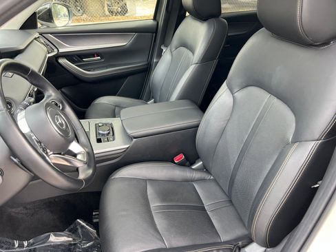 Used 2025 MAZDA CX-70 3.3 Turbo w/ Preferred Package AWD/4WD image 40