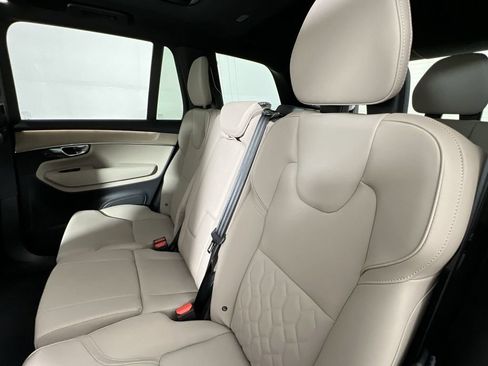 New 2026 Volvo XC90 B6 Plus w/ Protection Package Premier AWD/4WD image 24