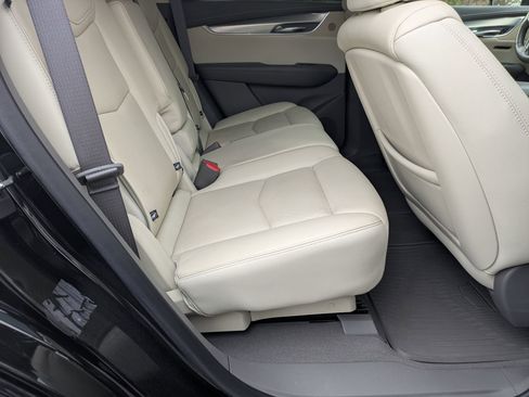 Used 2019 Cadillac XT5 Premium Luxury w/ Driver Assist Package image 37