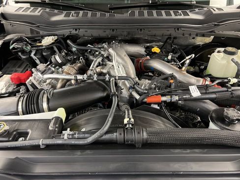 New 2025 Ford F250 Platinum image 47