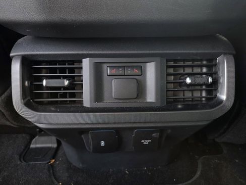 Used 2024 Ford F150 Platinum w/ Equipment Group 702A High image 27