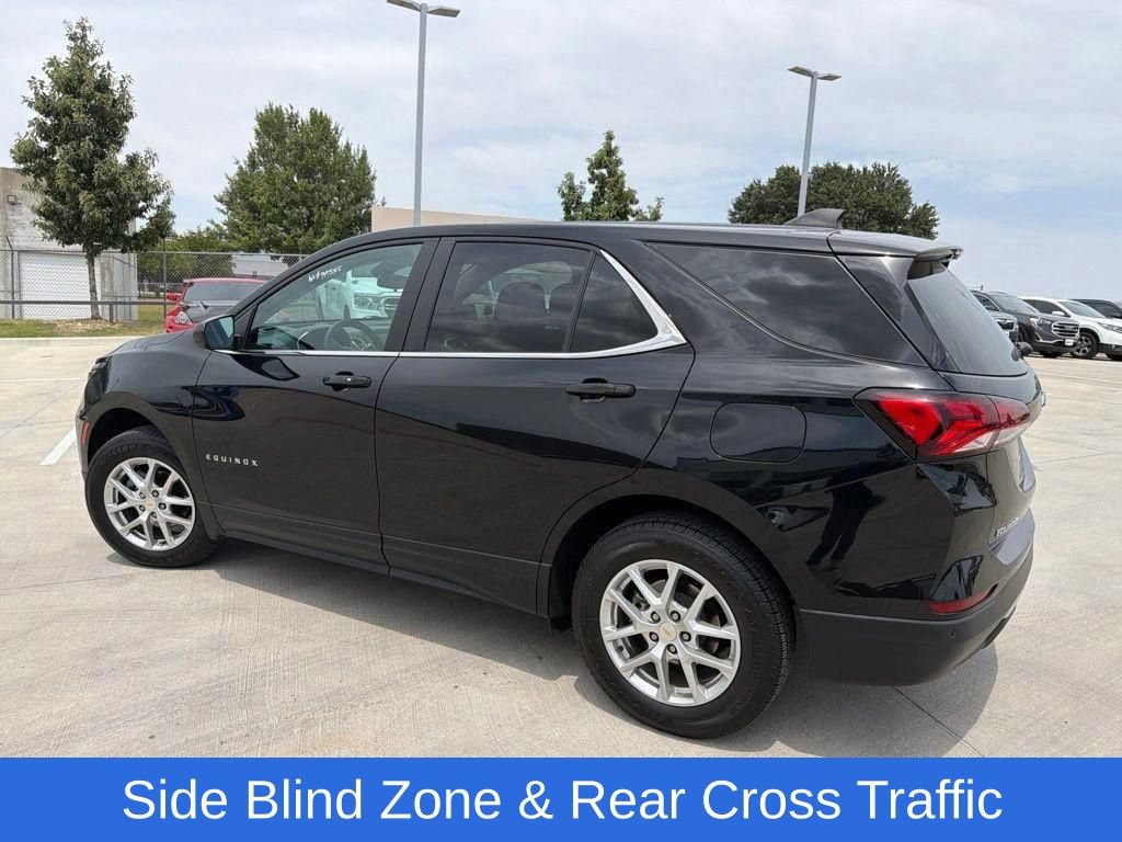 Used 2023 Chevrolet Equinox LT AWD/4WD image 4