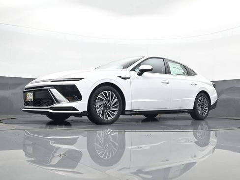 New 2026 Hyundai Sonata SEL FWD image 21