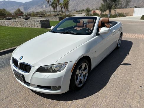 Used 2010 BMW 328i Convertible w/ Premium Pkg RWD image 25