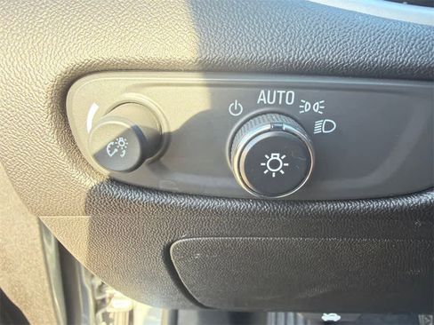 Used 2023 Chevrolet Malibu LT image 31