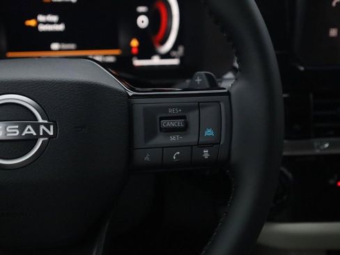 New 2026 Nissan Pathfinder SL image 9