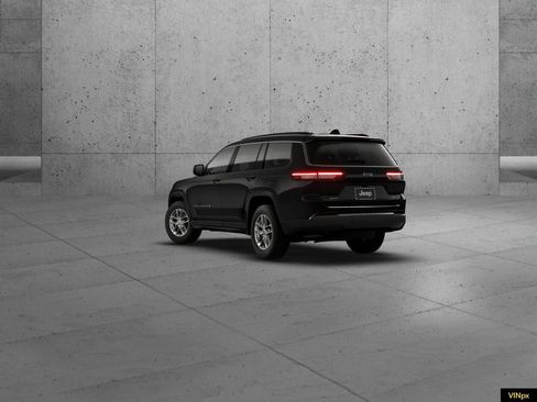 New 2026 Jeep Grand Cherokee L Laredo image 5