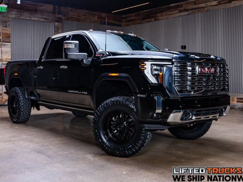 Used 2026 GMC Sierra 2500 Denali w/ Denali Reserve Package AWD/4WD image 1