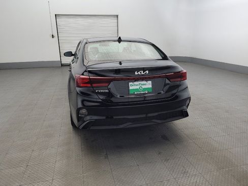 Used 2023 Kia Forte LXS image 6