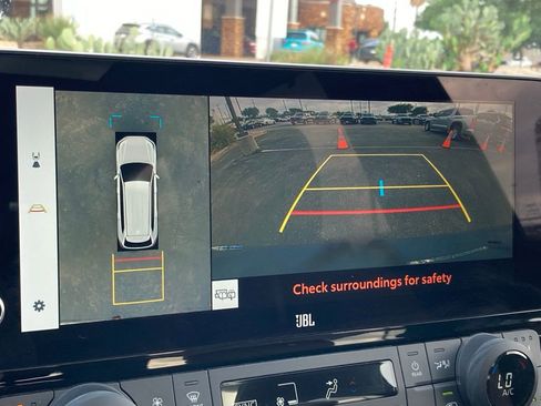 Used 2024 Toyota Grand Highlander AWD Hybrid image 22