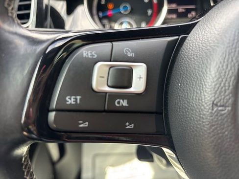 Used 2016 Volkswagen Golf R 4-Door AWD/4WD image 45