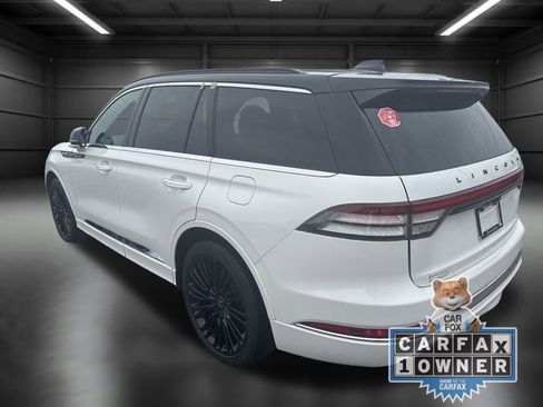 Certified 2025 Lincoln Aviator Black Label image 5