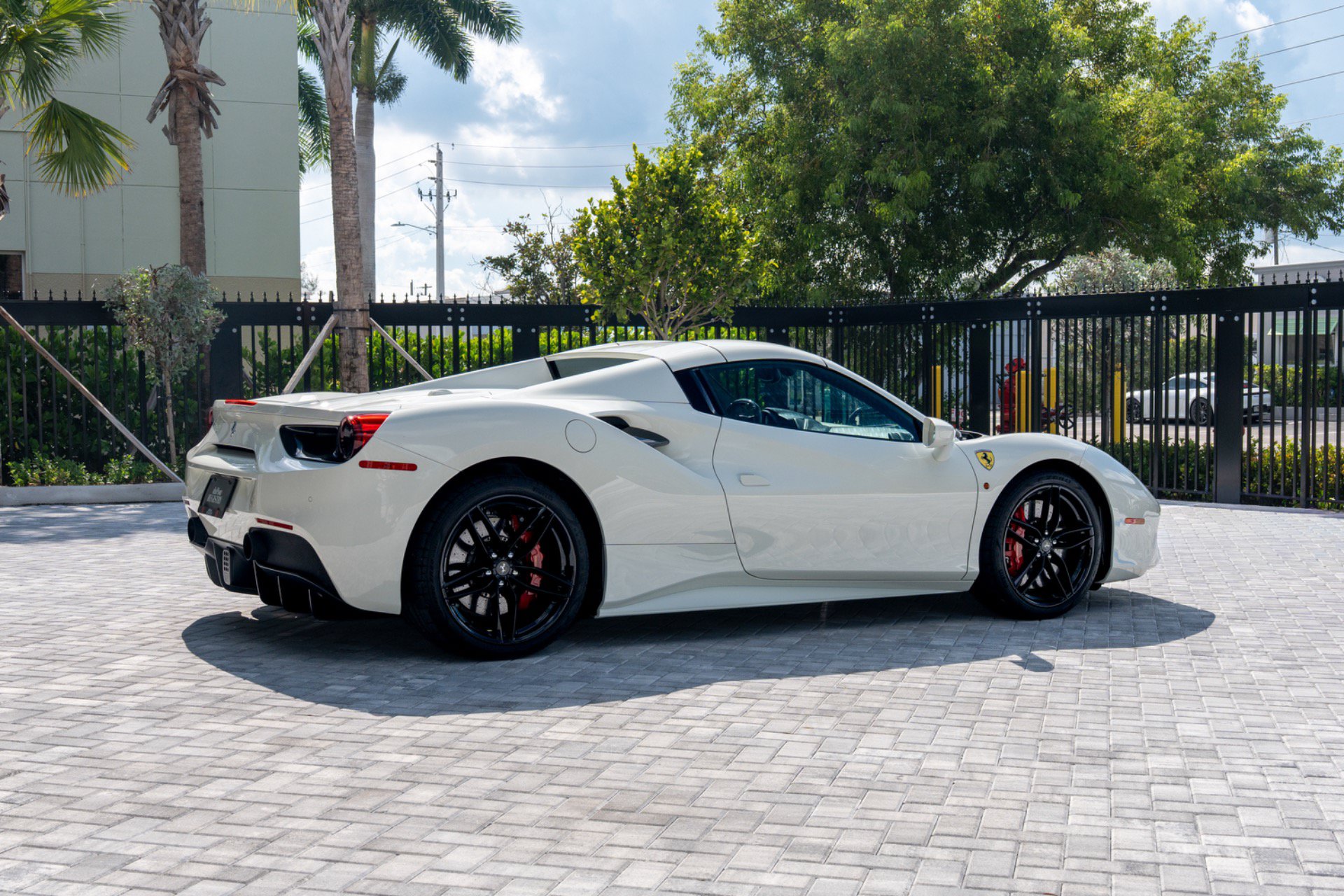 Used 2019 Ferrari 488 Spider RWD image 60