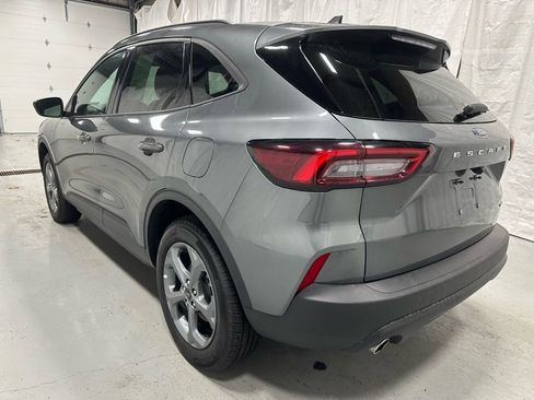 Used 2025 Ford Escape ST-Line image 5
