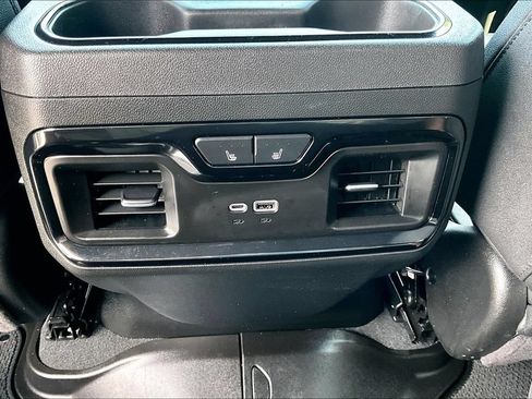 Used 2026 GMC Sierra 2500 AT4 w/ AT4 Premium Plus Package AWD/4WD image 11