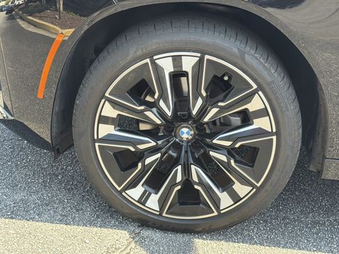 Used 2025 BMW X3 xDrive30i w/ M Sport Package AWD/4WD image 29