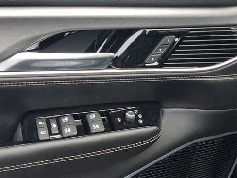 New 2026 Jeep Grand Wagoneer Limited image 18