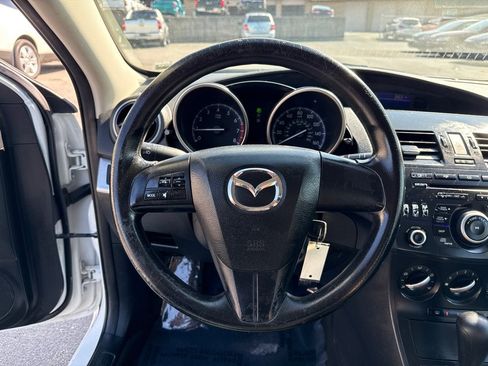 Used 2013 MAZDA MAZDA3 i SV FWD image 13