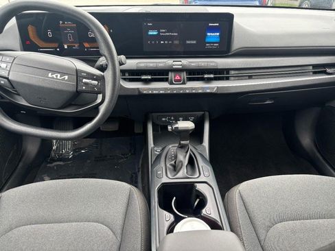 Used 2025 Kia K4 FWD image 13