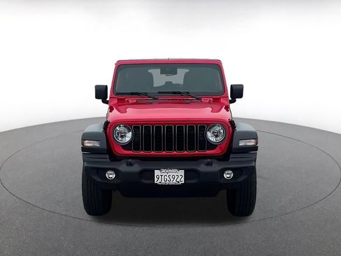 Used 2025 Jeep Wrangler Sport S image 3