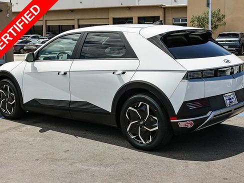 Certified 2024 Hyundai Ioniq 5 SEL RWD image 4