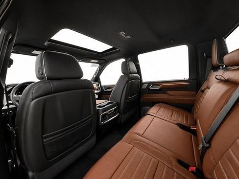 New 2026 GMC Sierra 2500 Denali Ultimate AWD/4WD image 16