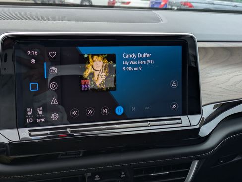 Certified 2025 Volkswagen Atlas SE AWD/4WD image 25