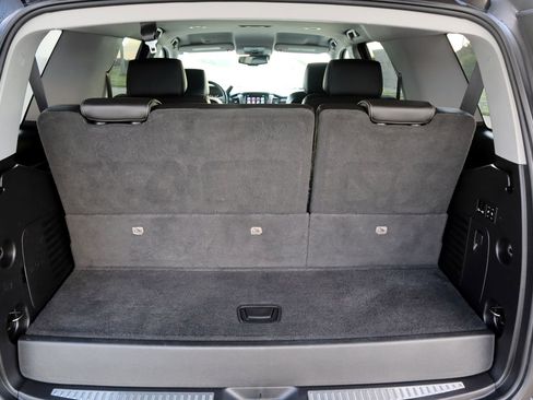 Used 2019 GMC Yukon Denali image 16