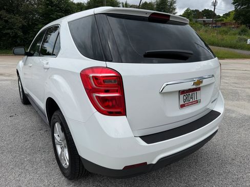 Used 2016 Chevrolet Equinox LS FWD image 3