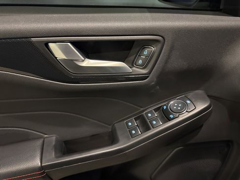 Certified 2023 Ford Escape ST-Line w/ Tech Pack #1 image 25