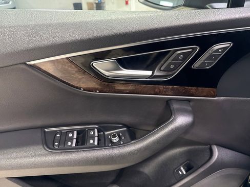 Used 2018 Audi Q7 3.0T Premium Plus AWD/4WD image 28