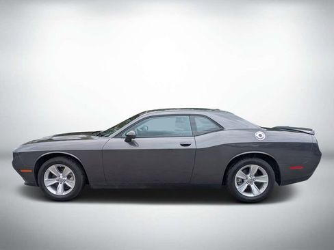 Used 2023 Dodge Challenger SXT RWD image 6