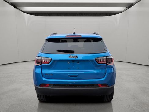 New 2025 Jeep Compass Latitude w/ Sun & Sound Group image 4