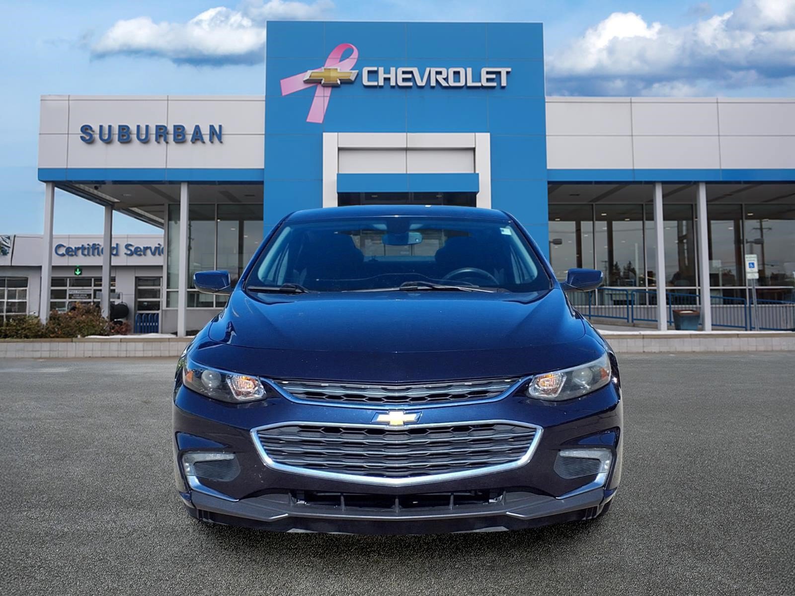 Used 2018 Chevrolet Malibu LT FWD image 2