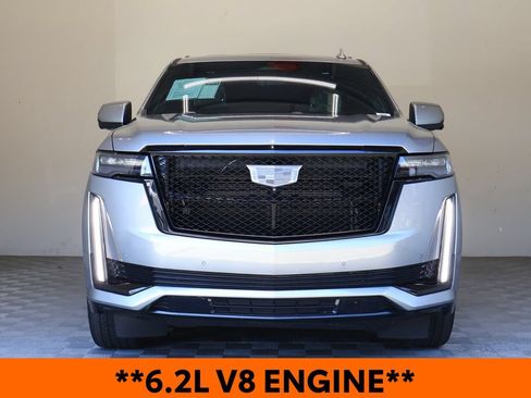 Used 2023 Cadillac Escalade Sport w/ LPO, ONYX Package AWD/4WD image 4