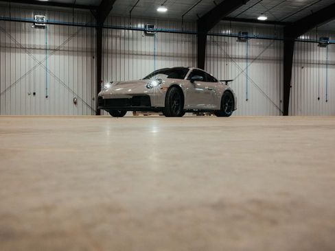 Used 2026 Porsche 911 Carrera T RWD image 23