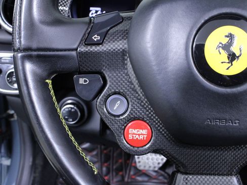 Used 2015 Ferrari California T RWD image 23