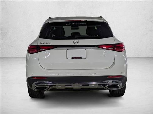 Certified 2025 Mercedes-Benz GLC 300 GLC 300 image 9