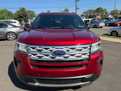 Used 2019 Ford Explorer XLT w/ Equipment Group 202A AWD/4WD image 2