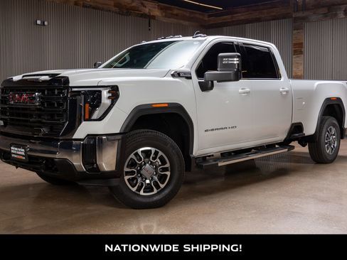 Used 2024 GMC Sierra 3500 SLE w/ SLE Value Package image 4