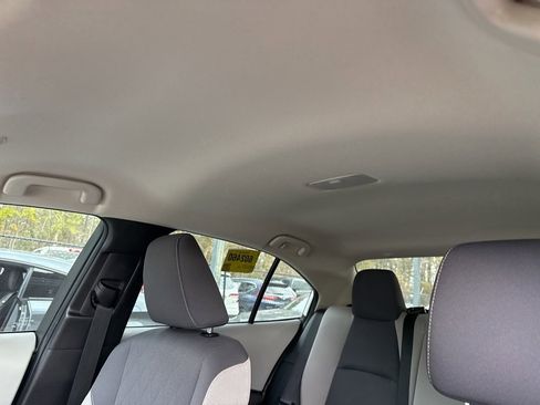 Used 2024 Toyota Corolla LE image 7